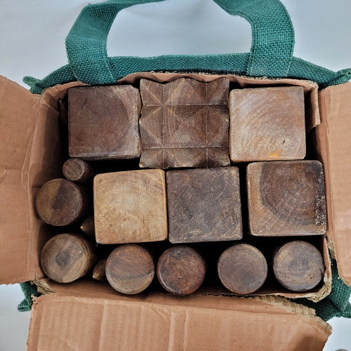 151 - Collection of various wooden blocks (Qty)