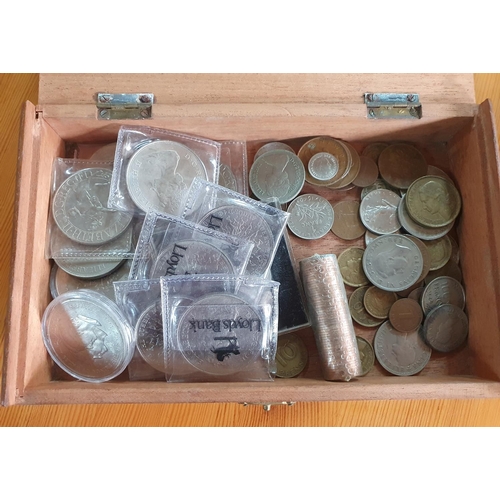 158 - Cigar box containing world coins and British 20thC commemorative coins (Qty)