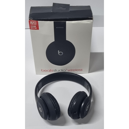 241 - Boxed Beats headphones