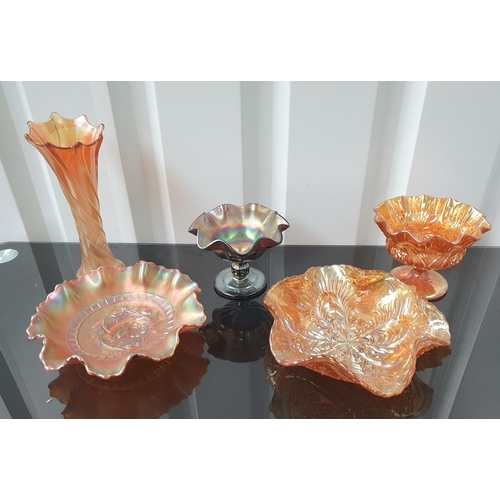 411 - Six pieces of coloured Carnival glass (6)