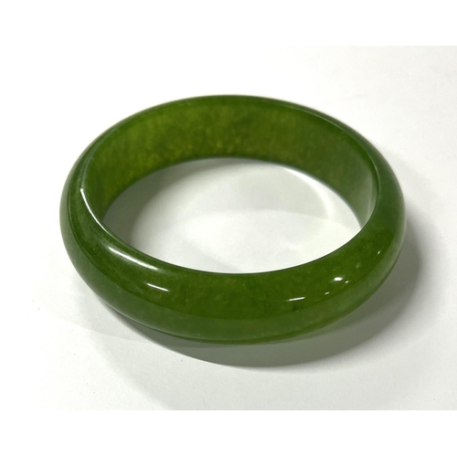 46 - Circle of Heaven Imperial Jade Bangle 

with authenticity certificate