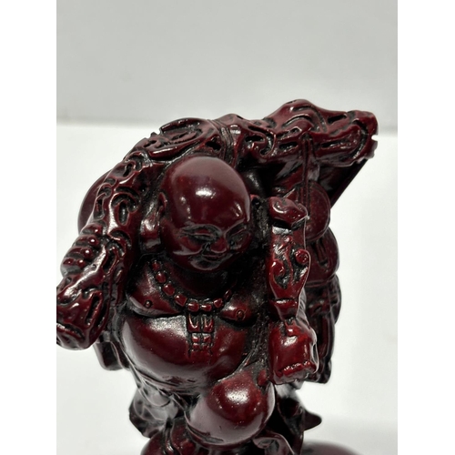 86 - Resin Pair of buddhas