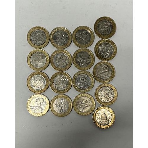 124 - Seventeen Collectable £2 coins (17)