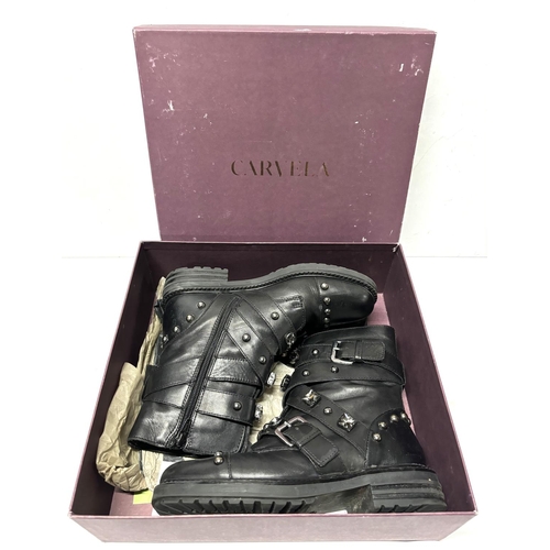 128 - Boxed Carvela Womens boots

Size 5