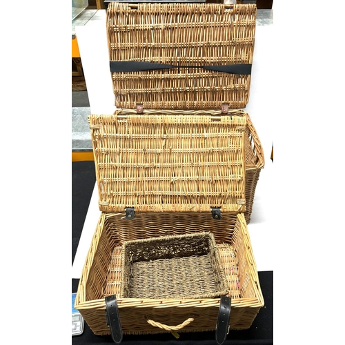 139 - Three wicker baskets, two large and one smaller example (3)