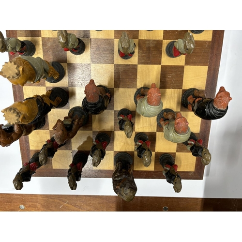 360 - Animal Chess Board, Reynard the Fox Chess Pieces