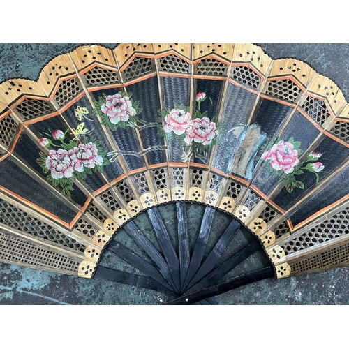 414 - Over-sized hand-painted Oriental ladies fan