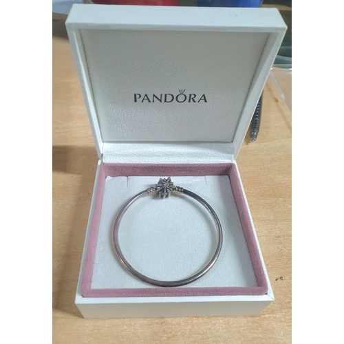 53 - Pandora bangle in a Pandora presentation box