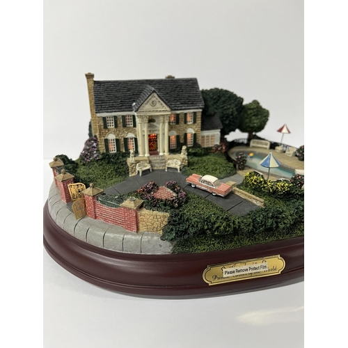 200 - 'Graceland' Private corner of the World Masterpiece Edition- Sculpture No. A2378