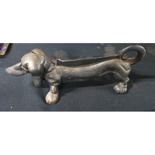 245 - Cast iron boot scraper in the form of a Sausage dog