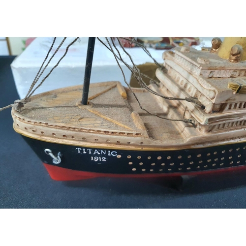 133 - Boat Model of the Titanic