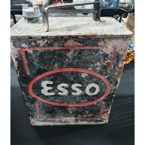 138 - Esso vintage can