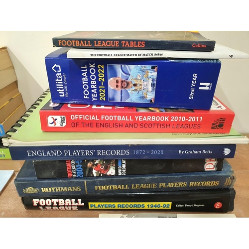 798 - Large quantity of football related books, some related to Football grounds, 7 Playfair football annu... 