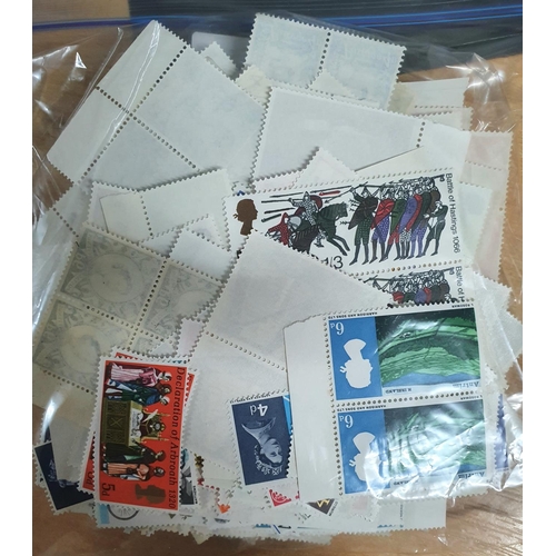 732 - Bag containing GB QEII pre decimal mint unmounted stamps, all unsorted but mint unmounted, blocks, s... 