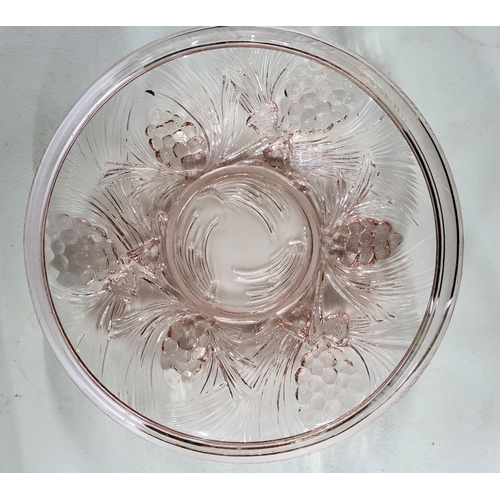 277 - Art Deco Glass Pink bowl, circa 1930s