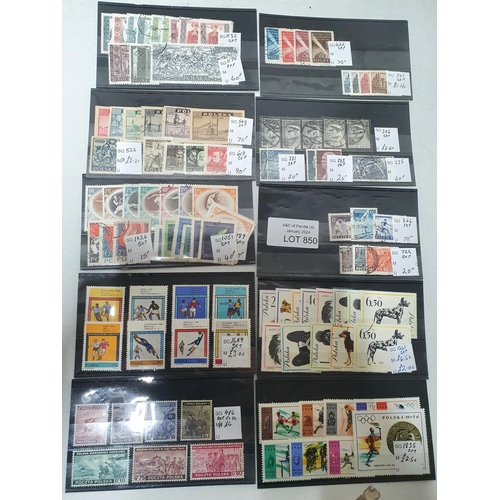 850 - Quantity of Poland 20thC used and mint stamp sets (Qty)