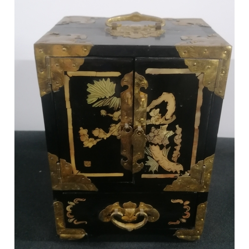 62 - Oriental style jewellery box