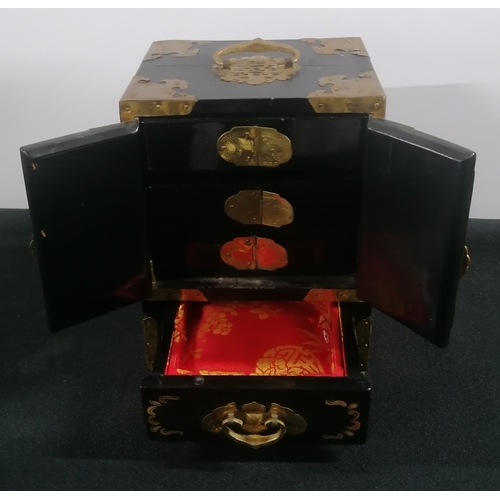 62 - Oriental style jewellery box