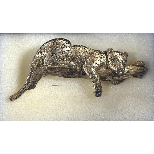 68 - Yellow Metal Leopard Brooch