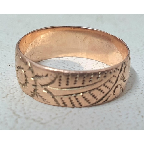 79 - Finely engraved ladies 9ct rose gold wedding ring,

3.3 grams