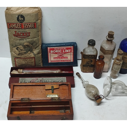 139 - Selection of antique medical items (Qty)