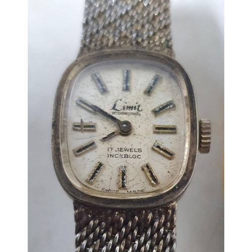 379 - Gents Tissot Seastar automatic wrist watch with metal strap together with another gents watch and a ... 