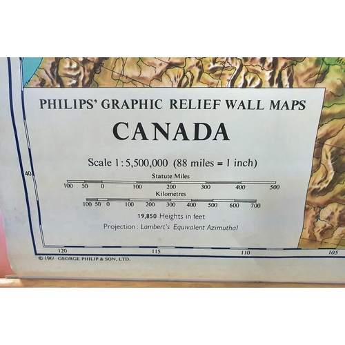 498 - Philips relief wall school map, produced in the 1961 - CANADA