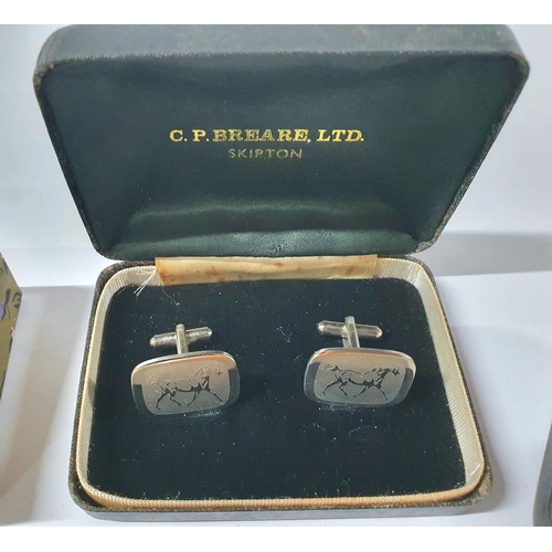 53 - Large quantity of gents mid/later 20thC cased and uncased cuff-links including gold-plated  examples... 