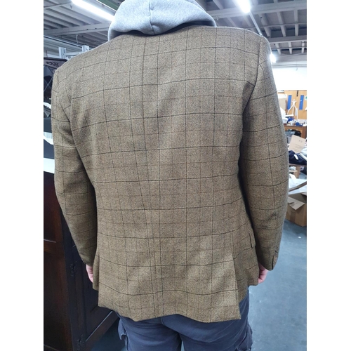 139 - Gents Burberry sports jacket with a Barneys department store (New York) label