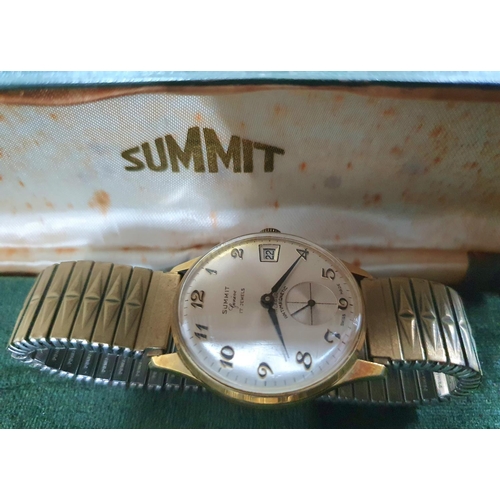 221 - Five vintage gents and ladies wrist watches including a cased Summit 