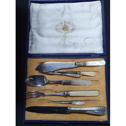 223 - Quantity of early 20thC cased flatware (Qty)