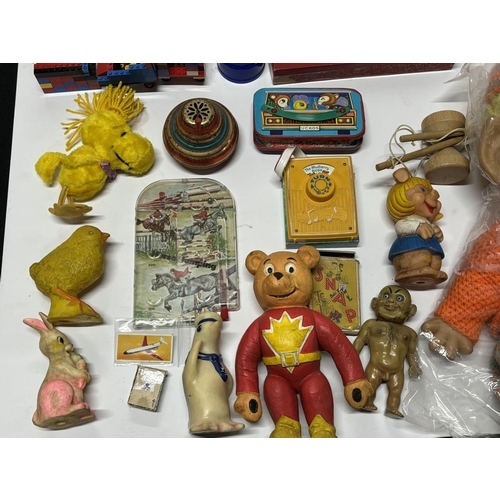 302 - collection on vintage toys and dolls and dominos