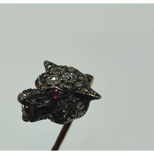 231 - A diamond and pink sapphire leopard head tie-pin

3.8 grams gross