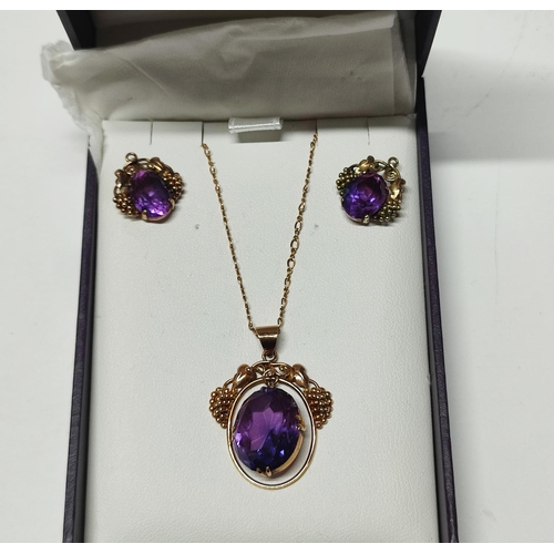 234 - A necklace, pendant and earring set with grape surrounds marked 14K, amethyst stones from the 1950s