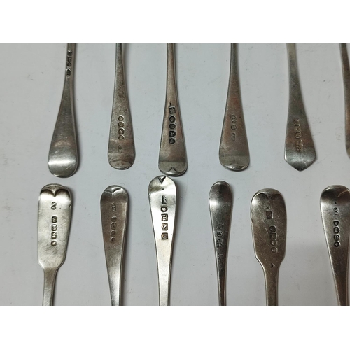 238 - Collection of Georgian and Victorian spoons (Qty)

approx. 240 grams