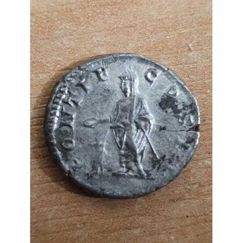 305 - Unidentified Roman silver coin