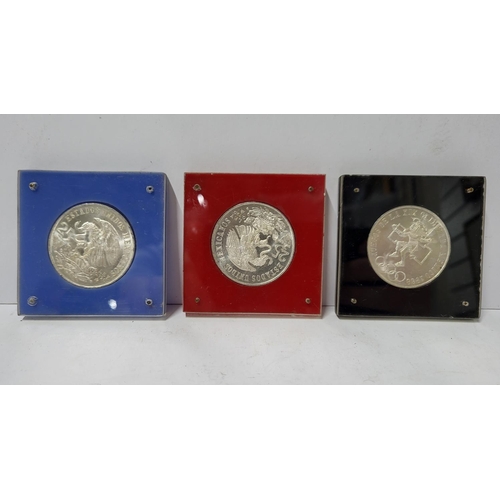 348 - Three 1968 Mexican 25 Pesos Olympics silver coin, 0.72 percent silver weighing 1 ounce each (3),

Al... 