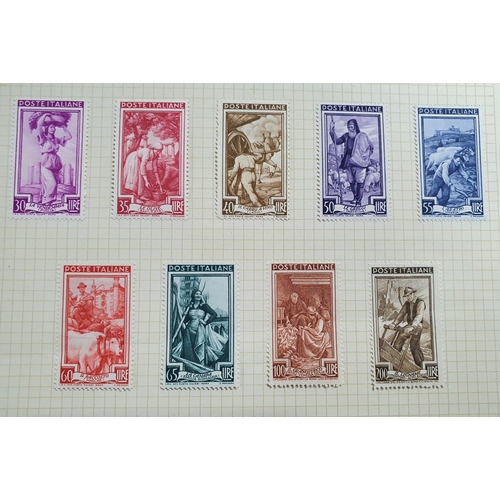 474 - Set of 19 mint mounted Italy 1950 