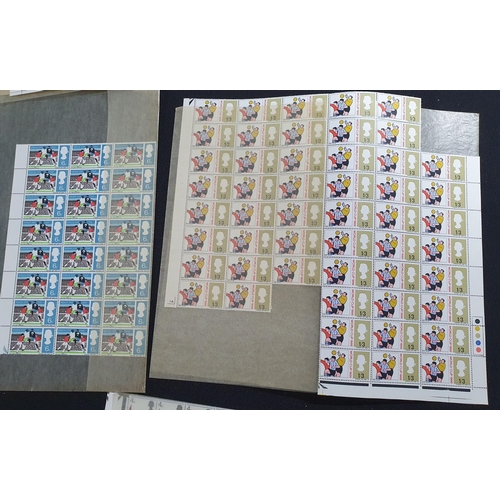 493 - GB QEII 1967 and 1968 part stamp sheets, all mint (Qty)