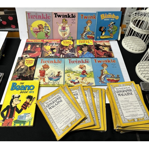 470 - Collection of books and magazines including Twinkle and The National Geographic magazine