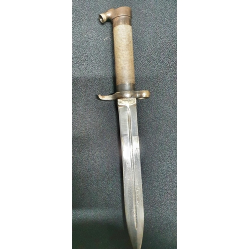 64 - WW2 Swedish Mauser army issue EAB bayonet with long metal scabbard, complete with leather frog