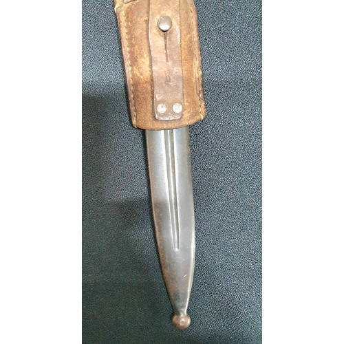 64 - WW2 Swedish Mauser army issue EAB bayonet with long metal scabbard, complete with leather frog