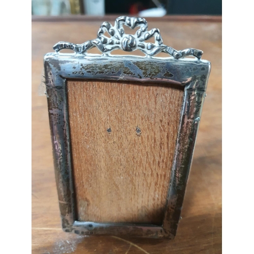 17 - Small Birmingham 1915 silver free standing photo frame