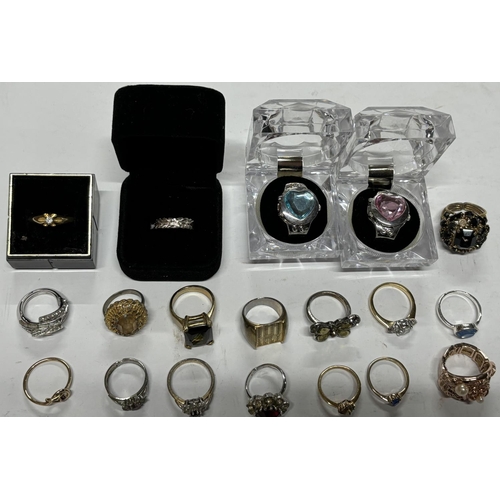 23 - Collection of costume rings some boxed