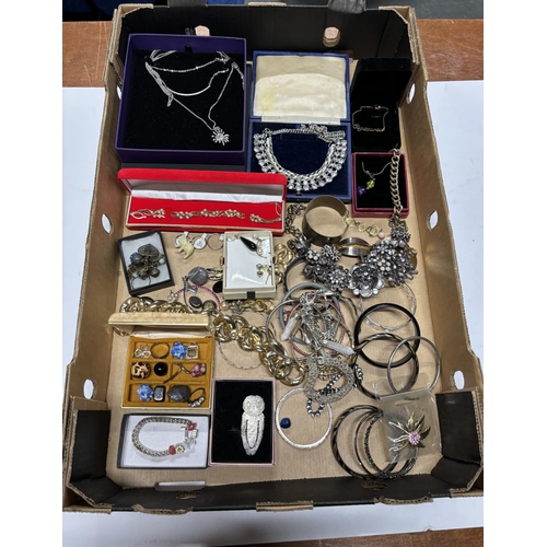 24 - Box of costume jewellery with boxed sets and necklaces