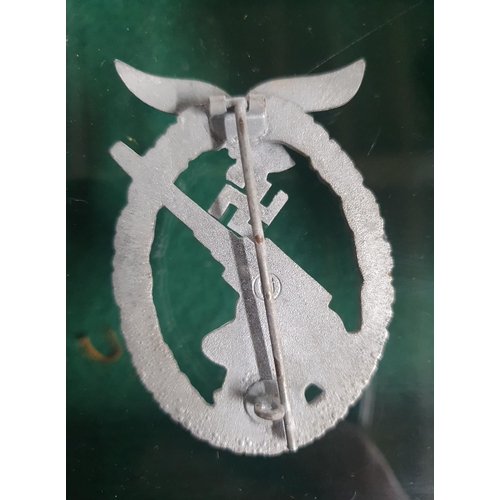 216 - German anti-Aircraft Flak Battle Badge (German: Flak-Kampfabzeichen der Luftwaffe) with unidentified... 