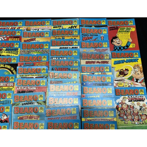 58 - Collection of Beano comics