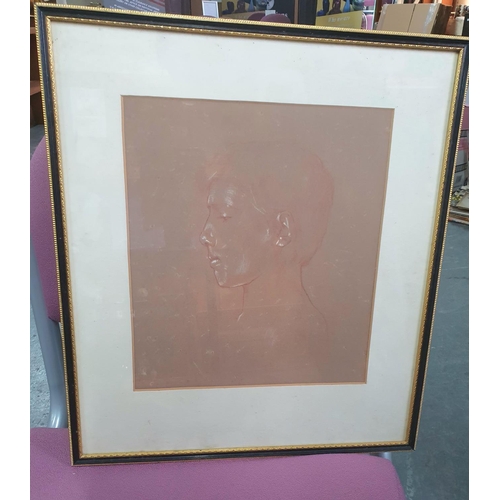 367 - Unsigned, high quality, mid 20thC conte crayon profile portrait of a young boy in thin frame