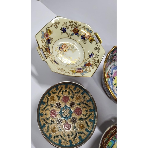 449 - Collection of Various Chinese decorative plates and a pot (5)