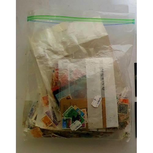 816 - Large bag of loose world stamps, all unexamined (Qty)